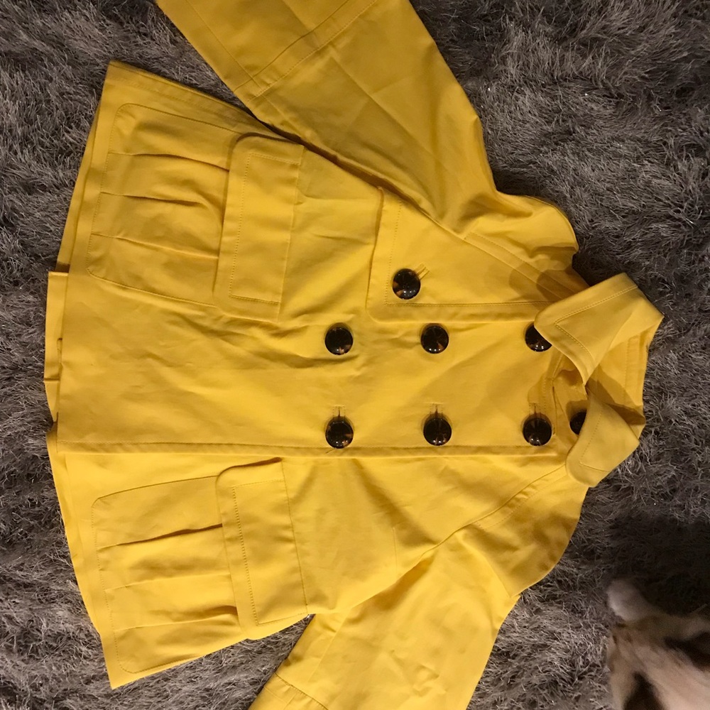 Zara yellow adorable trench/blazer belle sleeves M